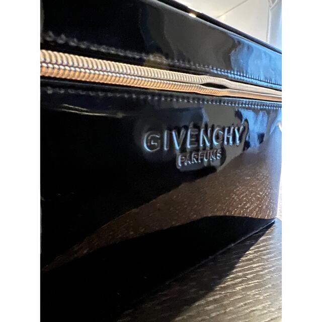 GIVENCHY(ジバンシィ)のGIVENCHY コスメ/美容のメイク道具/ケアグッズ(メイクボックス)の商品写真