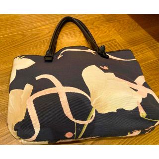 サルヴァトーレフェラガモ(Salvatore Ferragamo)のフェラガモ 花柄トートバッグ（最終価格）(トートバッグ)