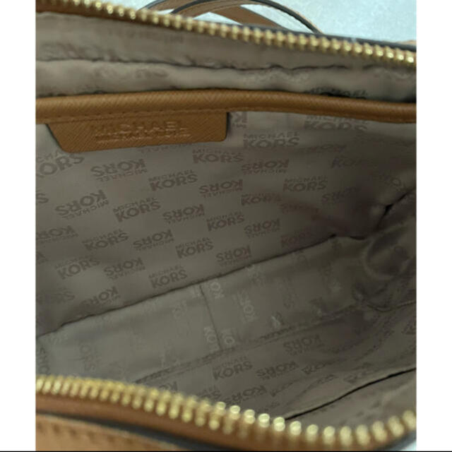 Michael Kors(マイケルコース)のゆずん様専用　　MICHAEL KORS  ショルダーバッグ　クロスボディー レディースのバッグ(ショルダーバッグ)の商品写真