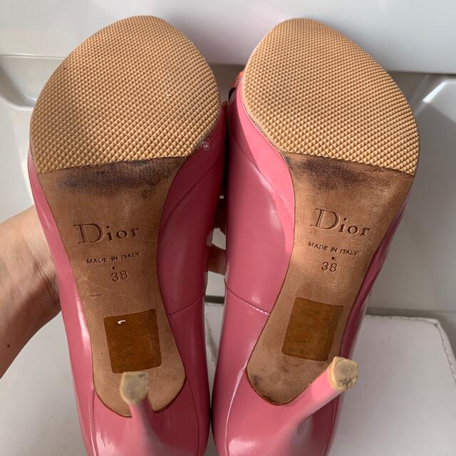 Christian Dior(クリスチャンディオール)のクリスチャンディオール　ピンクレザー　リボン　パンプス レディースの靴/シューズ(ハイヒール/パンプス)の商品写真