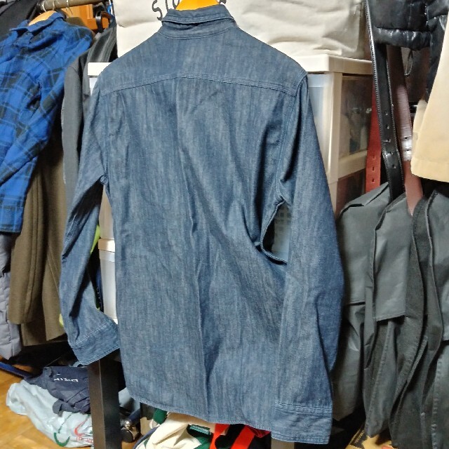 Levi's(リーバイス)の【3/6再値下げ！】リーバイス　デニムシャツ　長袖　メンズ　Mサイズ メンズのトップス(シャツ)の商品写真