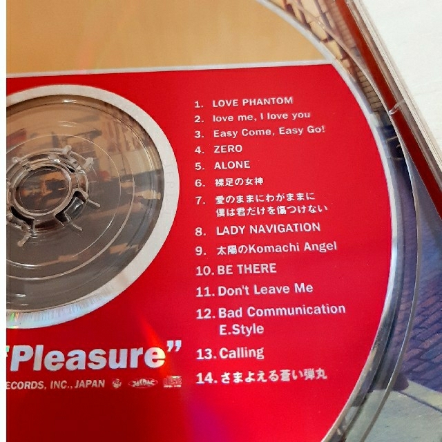 B'z　THE BEST / Pleasure エンタメ/ホビーのCD(ポップス/ロック(邦楽))の商品写真