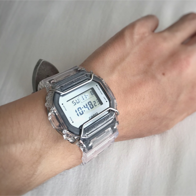 G-SHOCK(ジーショック)のG-SHOCK CASIOスケルトンメタルカスタム TOGA 風 《シルバー》 レディースのファッション小物(腕時計)の商品写真