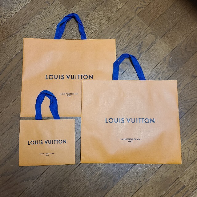 LOUIS VUITTON(ルイヴィトン)のLOUIS VUITTON 紙袋 ショップバッグ レディースのバッグ(ショップ袋)の商品写真