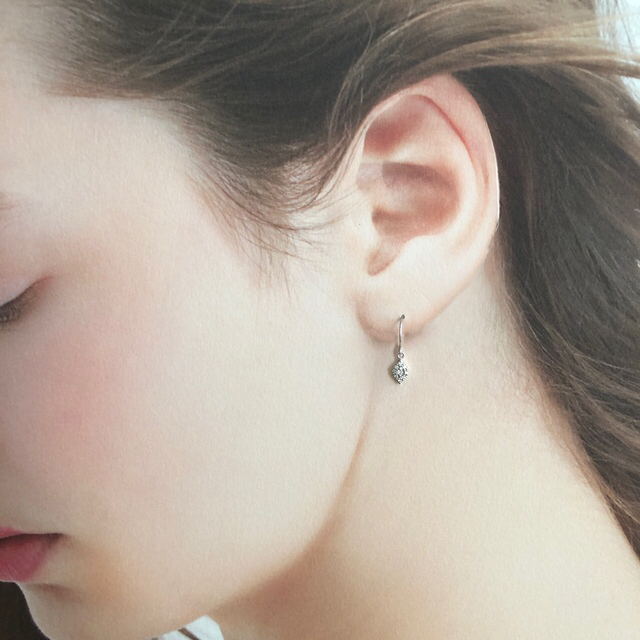 ヴァンドーム青山 プラチナダイヤモンドピアス | knowhowtrg.com