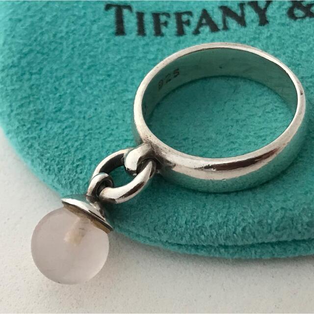 Tiffany & Co.(ティファニー)のTiffany ローズクオーツボールチャームリング 11号 レディースのアクセサリー(リング(指輪))の商品写真