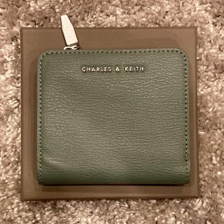 チャールズアンドキース(Charles and Keith)の【トマトゥ〜様専用】CHARLES & KEITH 二つ折り財布(財布)