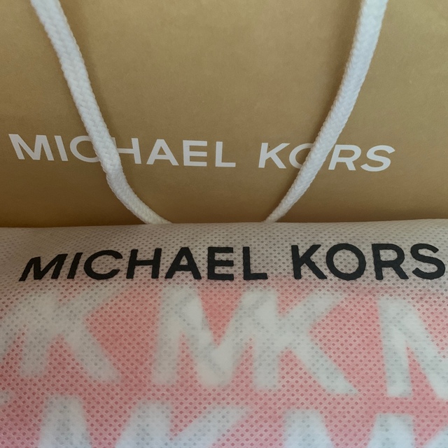 Michael Kors(マイケルコース)のマイケルコース レディースのファッション小物(ポーチ)の商品写真
