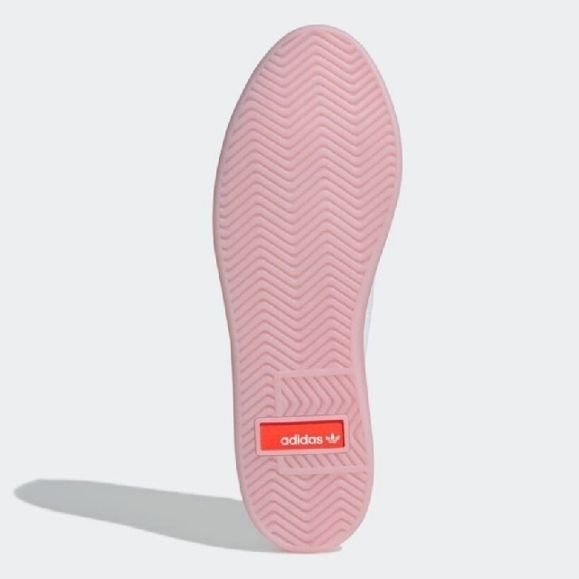 adidas(アディダス)の【最終価格】【新品未使用】adidas SLEEK スリーク クリア スニーカー レディースの靴/シューズ(スニーカー)の商品写真