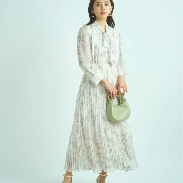 JUSGLITTY - 【新品未使用】JUSGLITTY ボウタイプリーツワンピースの
