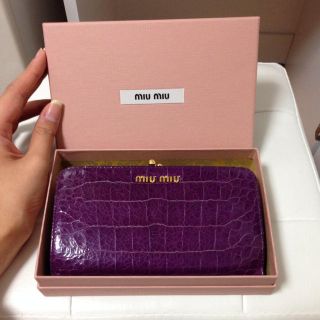 ミュウミュウ(miumiu)のmiu miuの財布(財布)