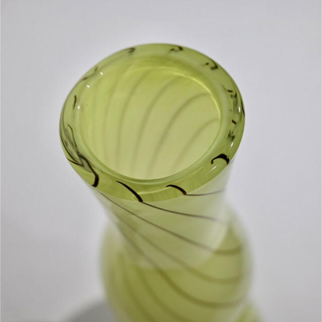 フラワーベース　VINTAGE インテリア/住まい/日用品のインテリア小物(花瓶)の商品写真