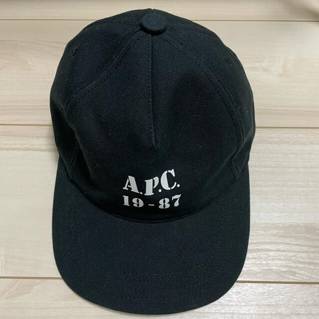 A.P.C(アーペーセー)のy.y様専用　A.P.C.  帽子 レディースの帽子(キャップ)の商品写真