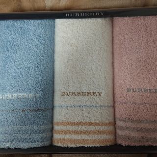 バーバリー(BURBERRY)のBURBERRYフェイスタオル×３(タオル/バス用品)