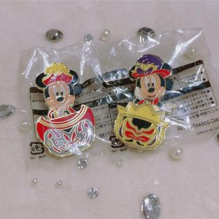 ディズニー(Disney)の𓊆 Disney ミッキーミニー バッチ 限定品 𓊇 (バッジ/ピンバッジ)