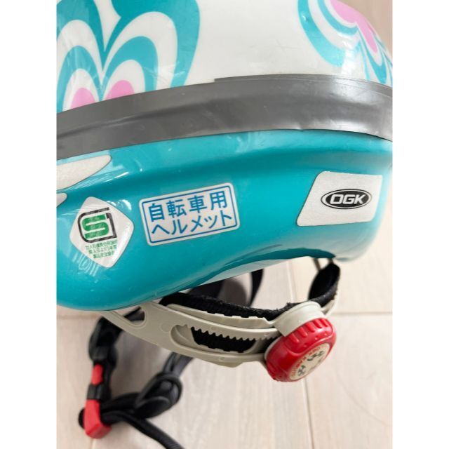 児童用ヘルメット　54～56 エンタメ/ホビーのテーブルゲーム/ホビー(三輪車/乗り物)の商品写真