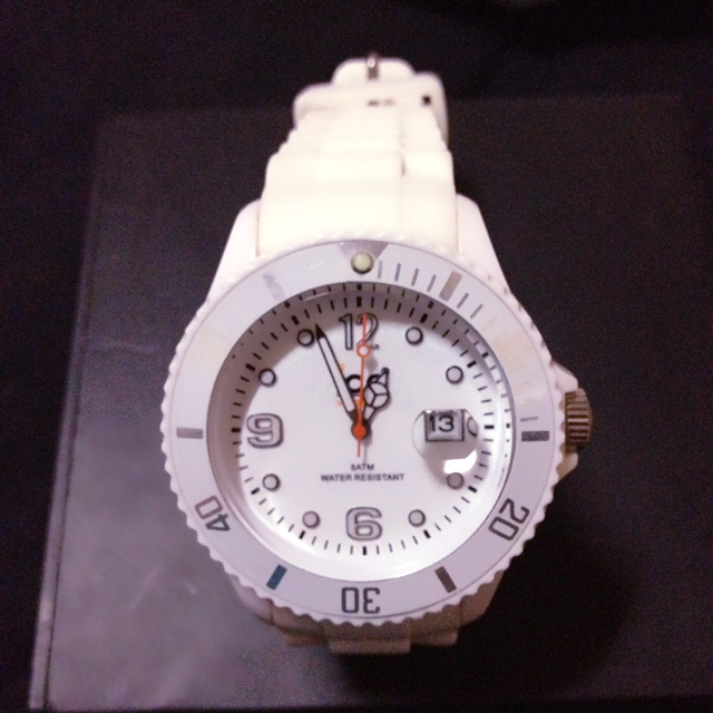 ice watchホワイト レディースのファッション小物(腕時計)の商品写真