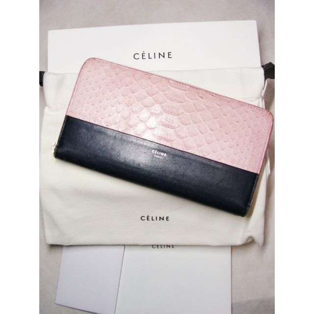 celine(セリーヌ)のセリーヌエキゾチックパイソンスネークレザーバイカラーラウンドジップ財布ウォレット レディースのファッション小物(財布)の商品写真