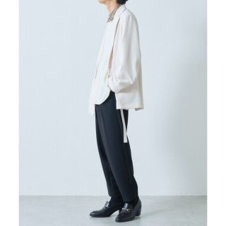 【超美品】Lui's 22ss スリムテーパードパンツ ブラック