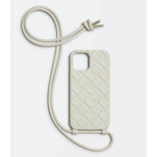 ボッテガヴェネタ(Bottega Veneta)の新品未使用　ボッテガヴェネタ ホワイト  iPhone12/12 Pro ケース(iPhoneケース)