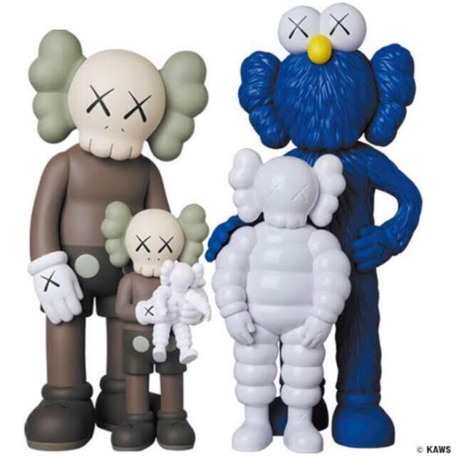 kaws ファミリー　東京個展