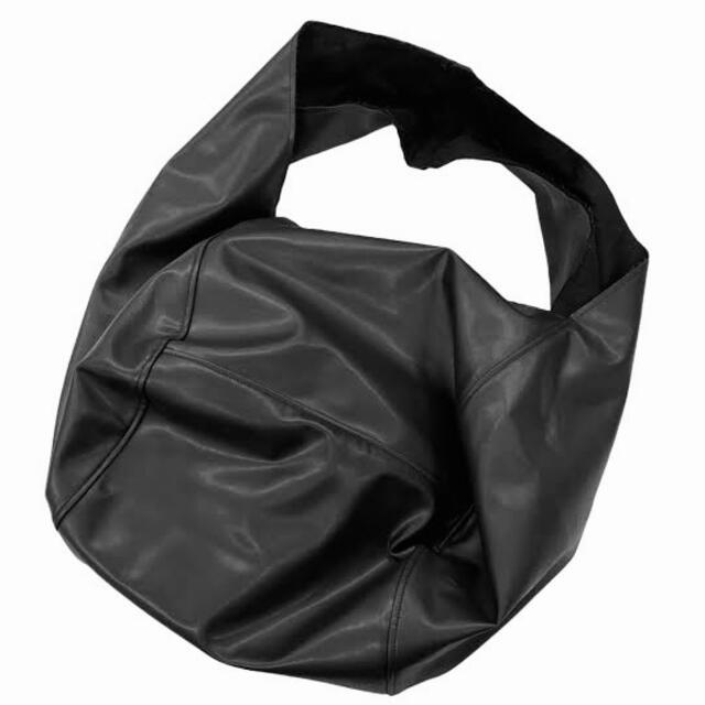 BLACK COMME des GARCONS(ブラックコムデギャルソン)のBLACK COMME des GARCONS コムデギャルソン ブラックバッグ メンズのバッグ(ショルダーバッグ)の商品写真