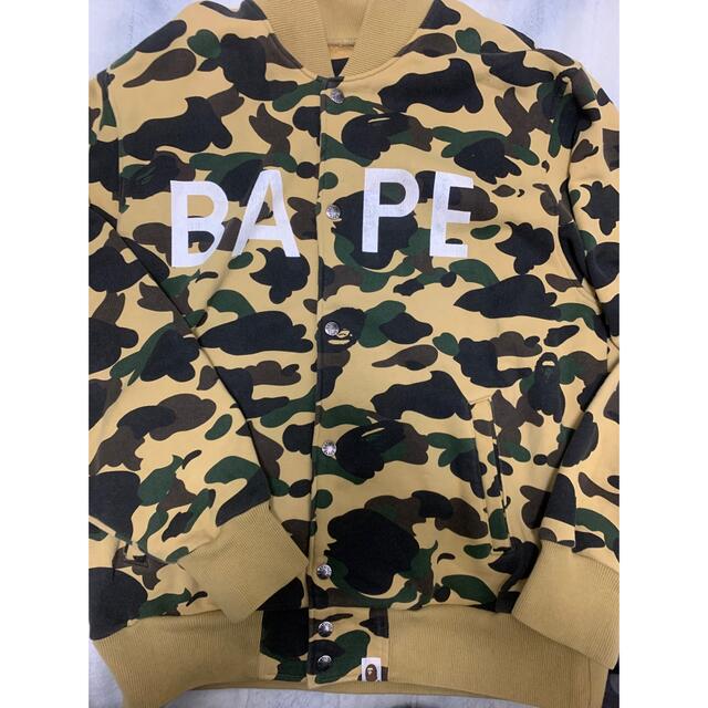 A BATHING APE(アベイシングエイプ)の激レアL！ BAPEファーストカモスウェットスタジャン黄色カモ メンズのジャケット/アウター(スタジャン)の商品写真