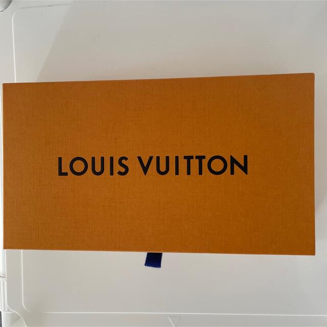 LOUIS VUITTON(ルイヴィトン)のルイヴィトン　長財布　箱と袋 レディースのバッグ(ショップ袋)の商品写真