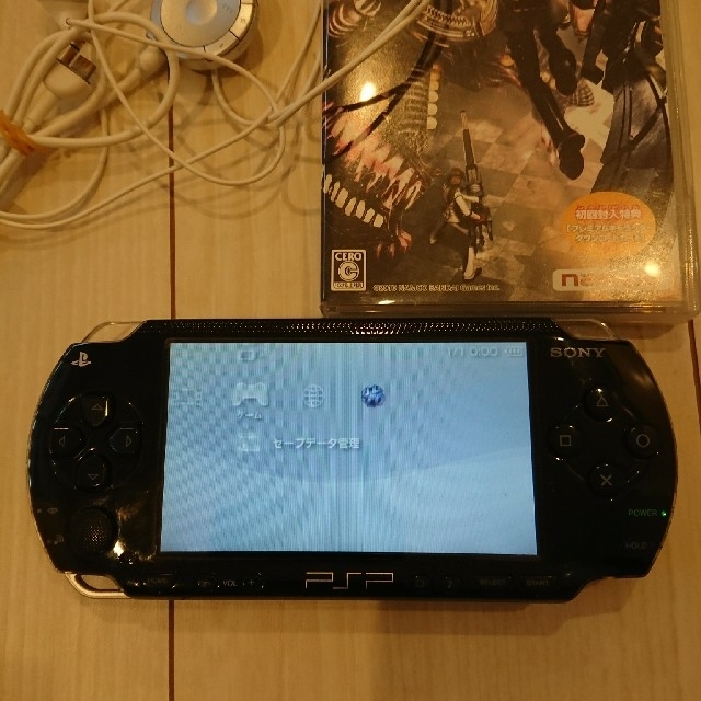 PlayStation Portable   良品psp本体黒。バッテリー、メモリー