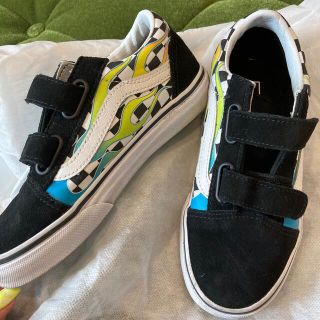 ヴァンズ(VANS)のvans 一度短時間着用☆オールドスクール 蓄光 ファイヤーパターン 19cm(スニーカー)