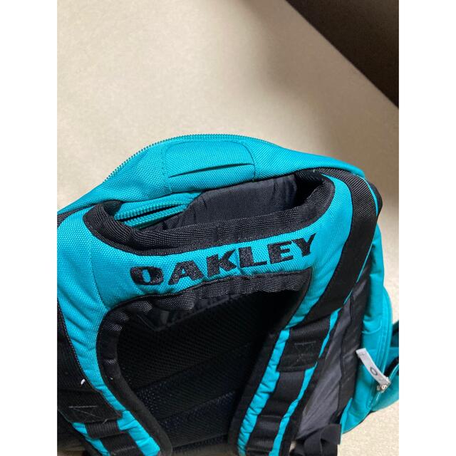 Oakley(オークリー)のウェンディ様専用　オークリー　Oakley リュック　バックパック メンズのバッグ(バッグパック/リュック)の商品写真
