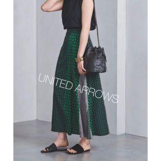 ユナイテッドアローズ(UNITED ARROWS)の【人気商品】ユナイテッドアローズ UWSC マルチプリント ラップスカート† ◆(ロングスカート)