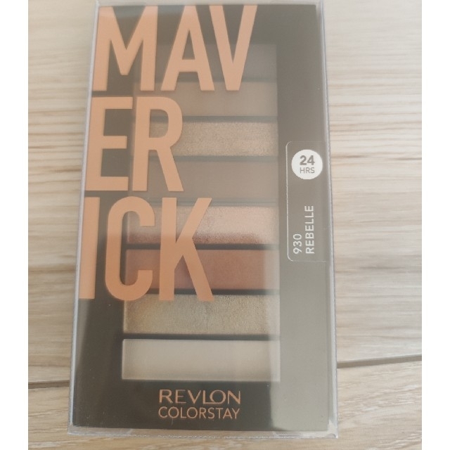 REVLON(レブロン)のレブロン　カラーステイルックスブックパレット新品未使用 コスメ/美容のベースメイク/化粧品(アイシャドウ)の商品写真
