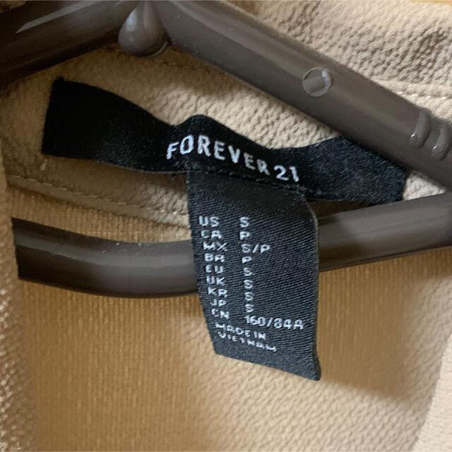 FOREVER 21(フォーエバートゥエンティーワン)の【ポコ様専用】Forever21 リボンタイ ブラウス レディースのトップス(シャツ/ブラウス(長袖/七分))の商品写真