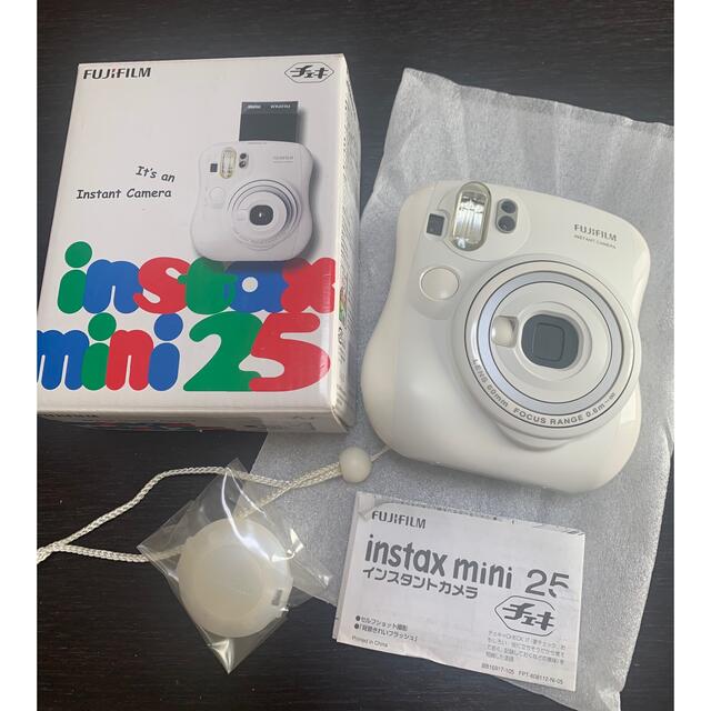 富士フイルム(フジフイルム)の【FUJI FILM】INSTAX MINI25 チェキ ホワイト　美品 スマホ/家電/カメラのカメラ(フィルムカメラ)の商品写真