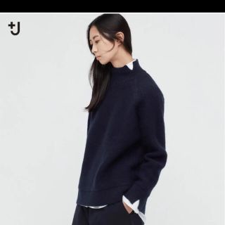 ユニクロ(UNIQLO)のユニクロ J プレミアムラムケーブルハイネックセーター　ブラック　2XL(ニット/セーター)