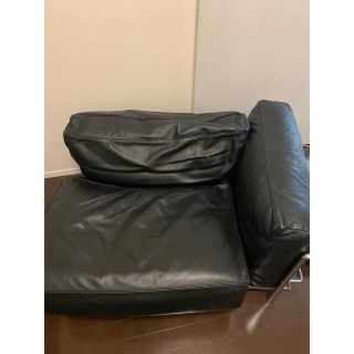 カッシーナ(Cassina)のル・コルビジェ　LC 1.5人掛けソファ(ローソファ/フロアソファ)