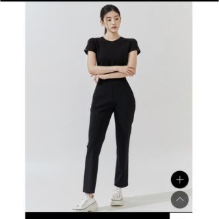 ルルレモン(lululemon)のXexymix 9部スラックス　パンツ　レギンスのように楽に履ける(カジュアルパンツ)