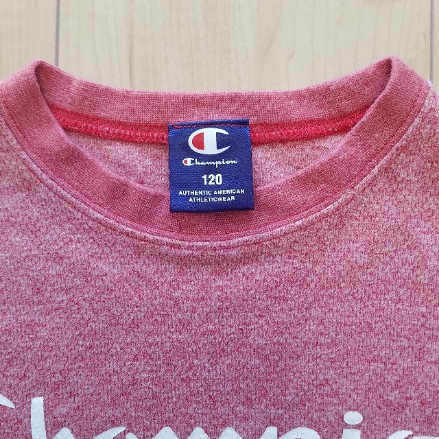 Champion(チャンピオン)の長袖　ロンティー　120㎝ キッズ/ベビー/マタニティのキッズ服女の子用(90cm~)(Tシャツ/カットソー)の商品写真