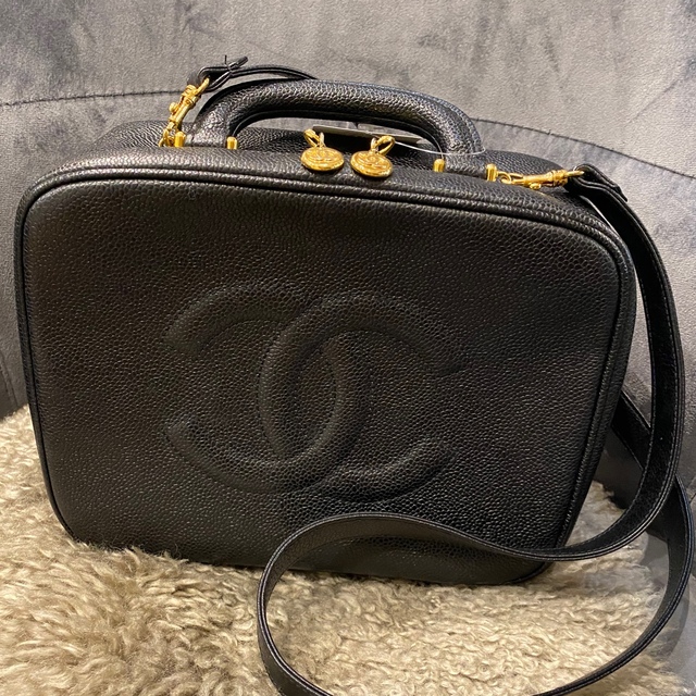 美品　CHANEL ❤︎ バニティバッグ　ココマーク　キャビアスキン