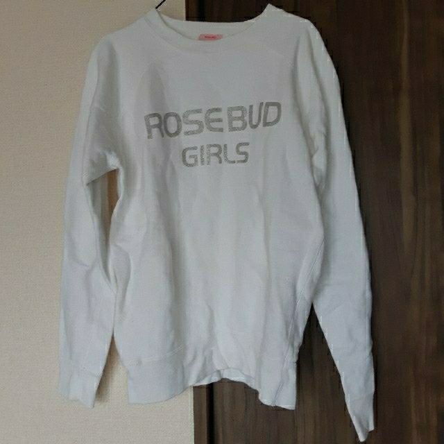 ROSE BUD(ローズバッド)のROSE BUD　ローズバッド　スウェット　白　ホワイト　トレーナー レディースのトップス(トレーナー/スウェット)の商品写真