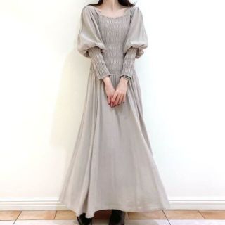 LOHEN ウエストギャザーワンピース 黒 csm.fi.cr