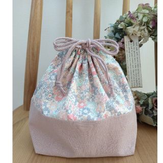 LIBERTY＊ミシェル＊お弁当袋＊巾着(外出用品)