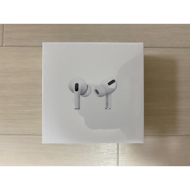 Apple(アップル)のAir Pods pro【新品未使用未開封、純正国内正規品】MLWK3J/A スマホ/家電/カメラのオーディオ機器(ヘッドフォン/イヤフォン)の商品写真