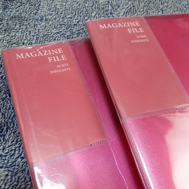 A4 マガジンファイル 20ポケット 2冊 ピンク セリア インテリア/住まい/日用品の文房具(ファイル/バインダー)の商品写真