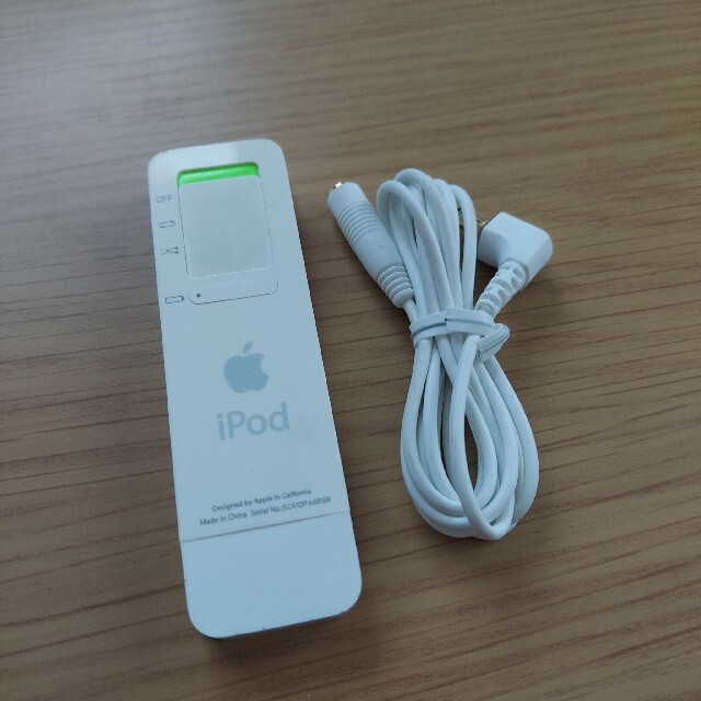 iPod - Apple ipod shuffle 初代 512M アイポッド アップルの通販 by u ...