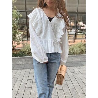 マウジー(moussy)のMOUSSY❤︎ CROSSOVER RUFFLE BLOUSE(シャツ/ブラウス(長袖/七分))