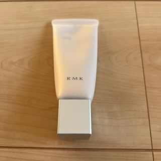 アールエムケー(RMK)のRMK スムースフィットポアレスベース　美品(化粧下地)