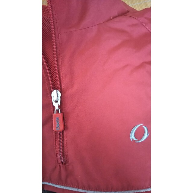 Ignio(イグニオ)のIGNIO  赤ジャンバー  M メンズのジャケット/アウター(ナイロンジャケット)の商品写真