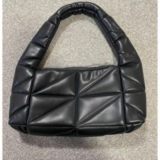 ザラ(ZARA)のZARAバッグ(ハンドバッグ)